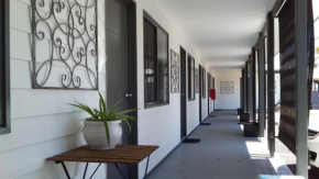 Verandah Motel